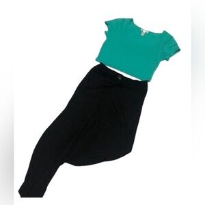 Forever 21 Top & Skirt Set Knit Casual‎ Basic Size M